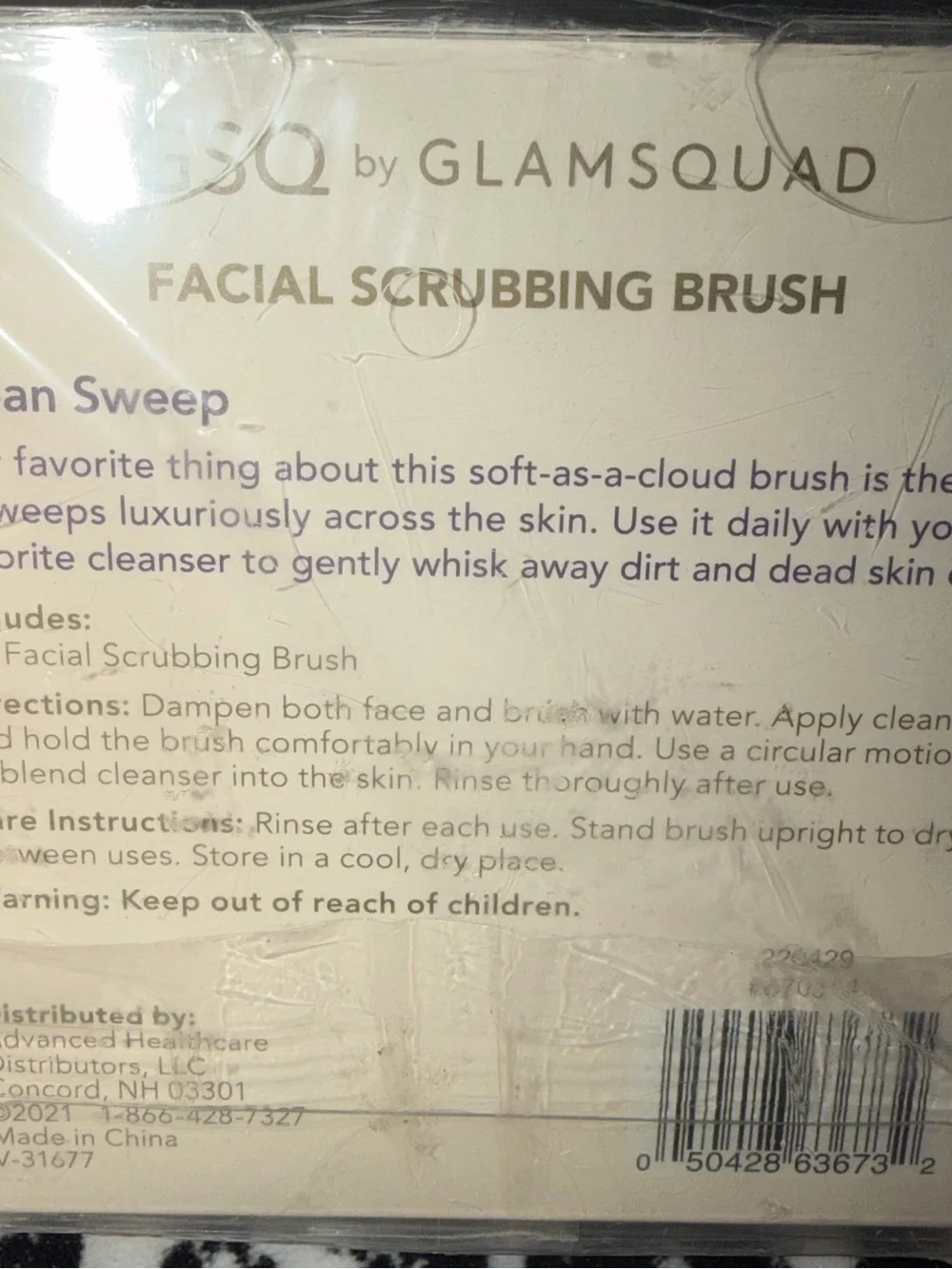 Pink Facial Scrubbing Brush